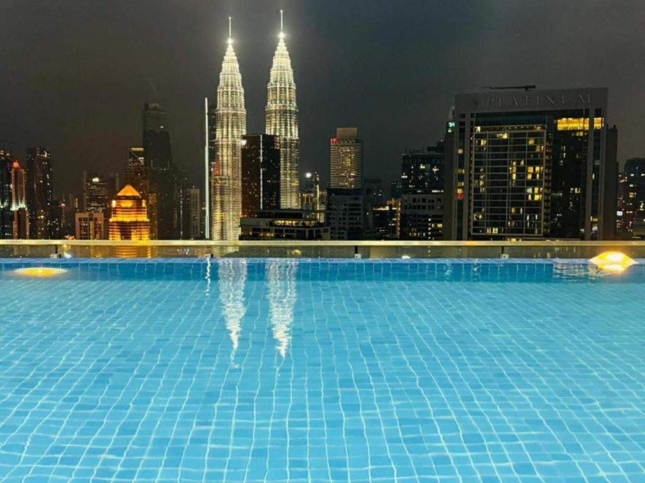 The Luxe Colony Klcc By Sky Pool Daire Kuala Lumpur Dış mekan fotoğraf