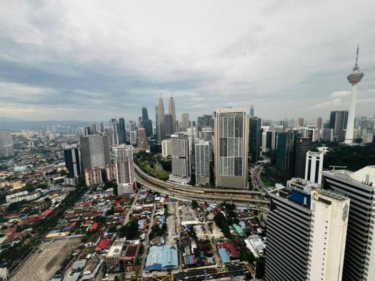 The Luxe Colony Klcc By Sky Pool Daire Kuala Lumpur Dış mekan fotoğraf