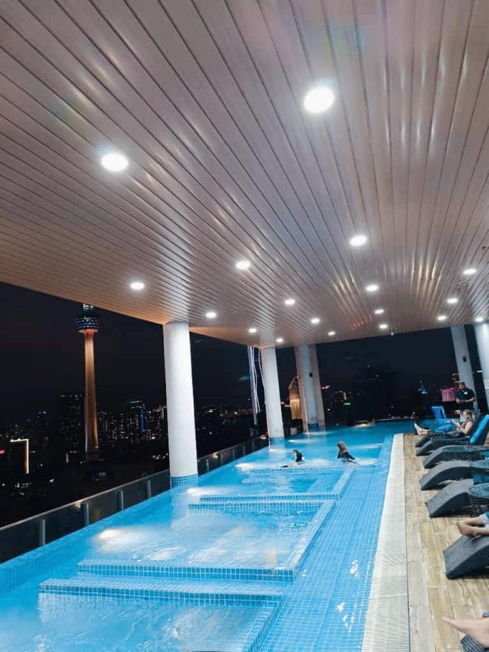 The Luxe Colony Klcc By Sky Pool Daire Kuala Lumpur Dış mekan fotoğraf