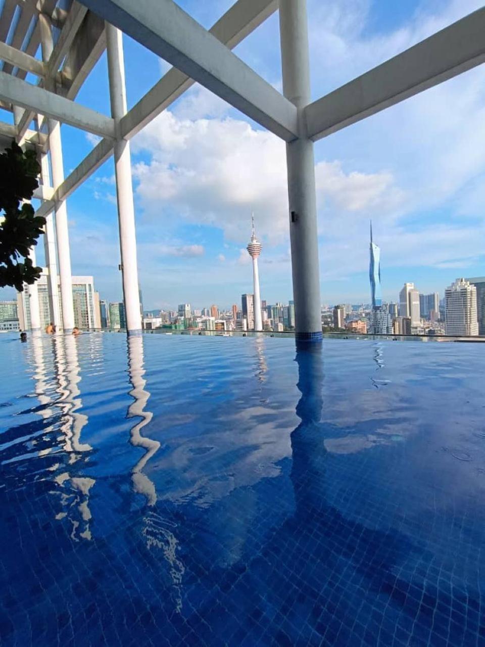 The Luxe Colony Klcc By Sky Pool Daire Kuala Lumpur Dış mekan fotoğraf