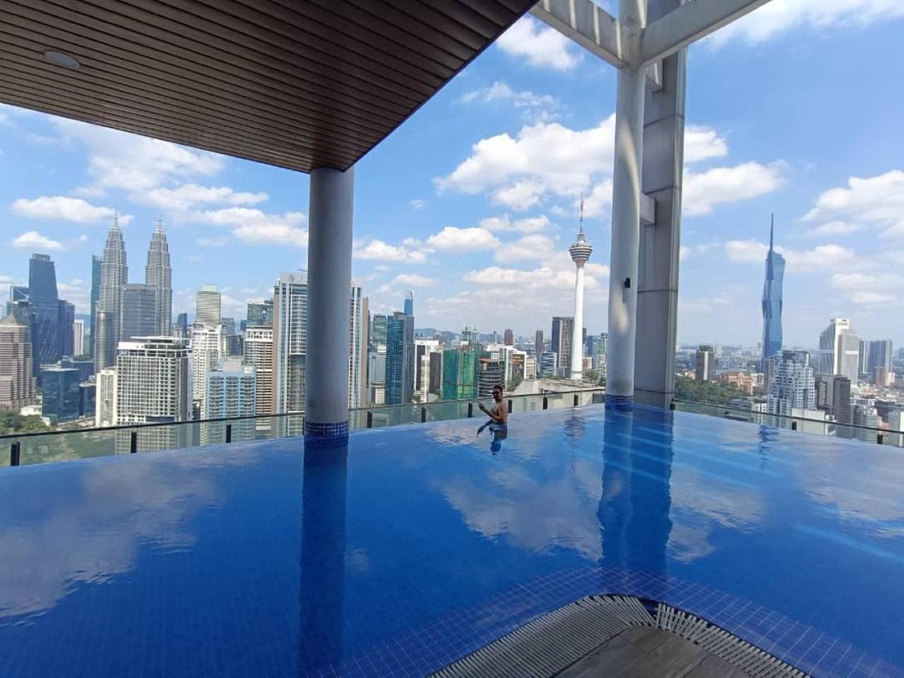 The Luxe Colony Klcc By Sky Pool Daire Kuala Lumpur Dış mekan fotoğraf