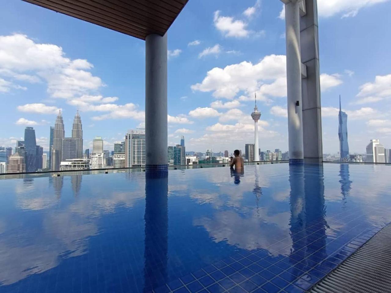 The Luxe Colony Klcc By Sky Pool Daire Kuala Lumpur Dış mekan fotoğraf